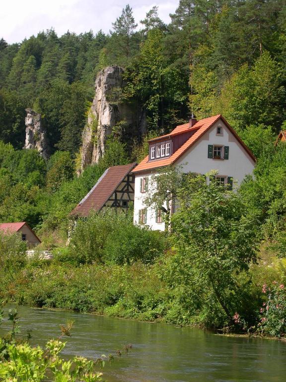 Königstein in der Oberpfalz Hotel Wilder Mann מראה חיצוני תמונה