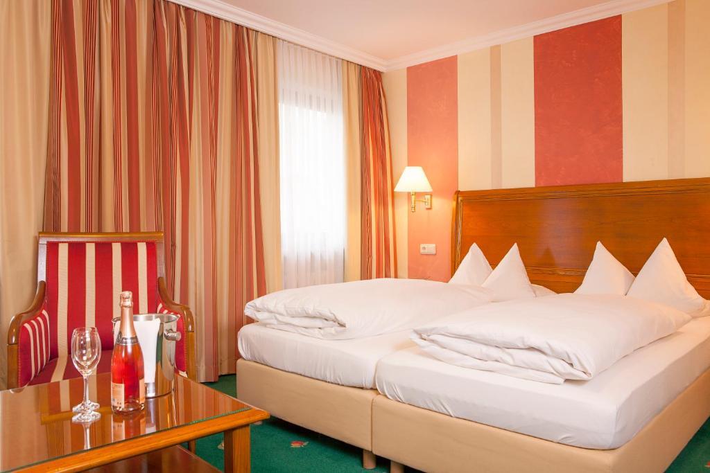 Königstein in der Oberpfalz Hotel Wilder Mann חדר תמונה